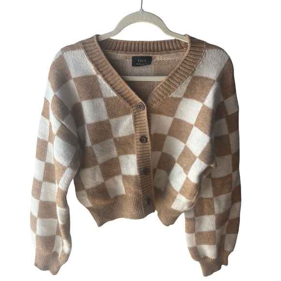 VICI Checkerboard Knit Cardigan in Camel and White X Small - Picture 5 of 9